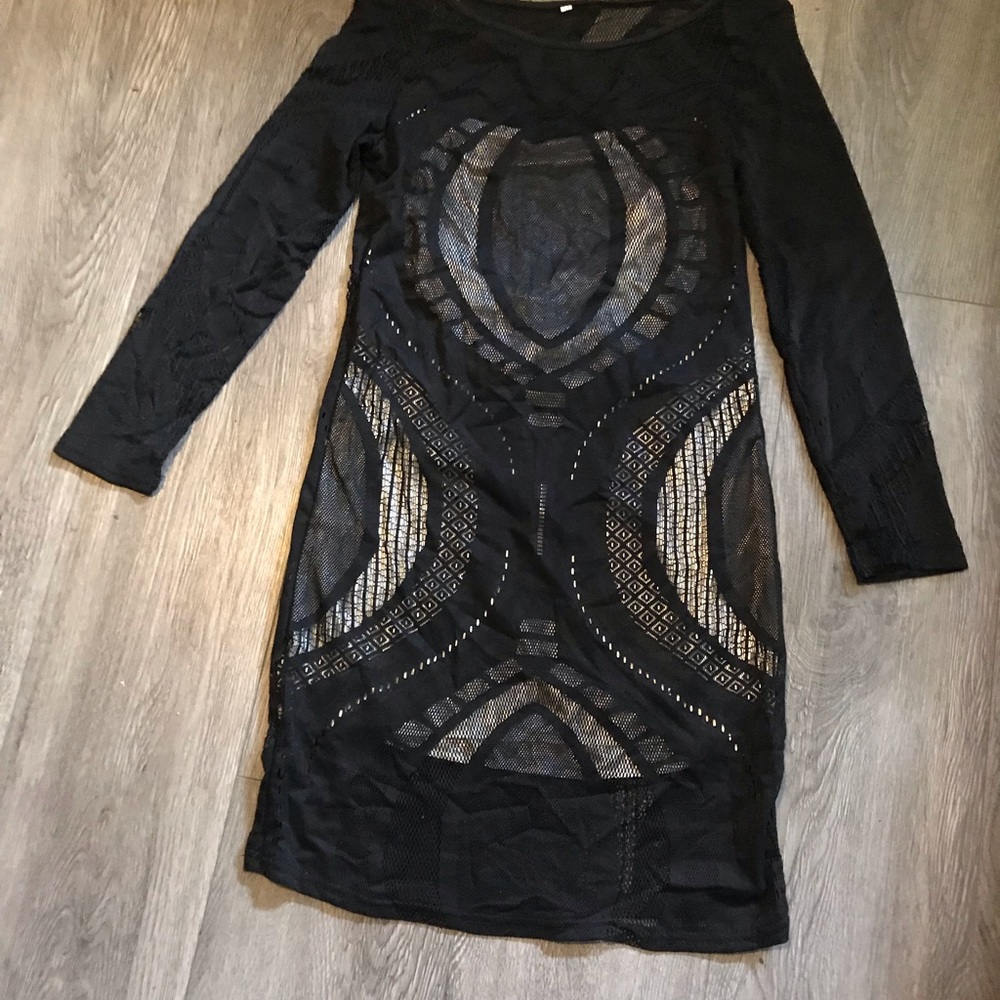 Dress - Picture 3 of 3